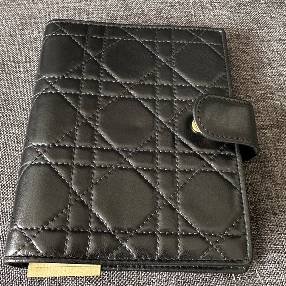 Authentic dior - Picture 4 of 11